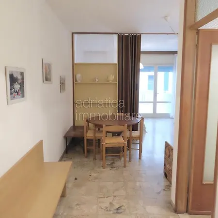 Adriatica Immobiliare - Centromare